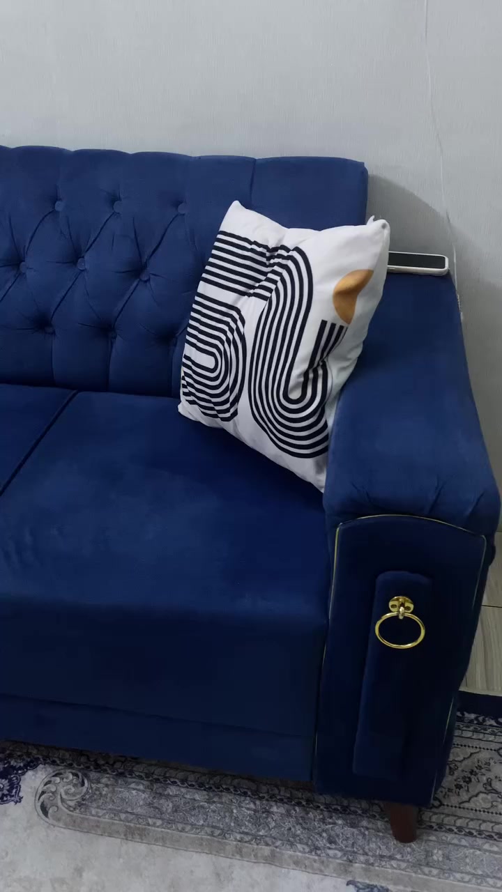 ديوان ١٠ مقاعد نظيف مابي اي ضرر بس عيب واحد ومنزله صورتة وهو ممبين اصلا 
مكاني بغداد الغزالية


**إذا كنت صاحب هذا الإعلان وتريد حذفه لأي سبب، رجاءا أرسل رسالة إلى الدعم الفني**