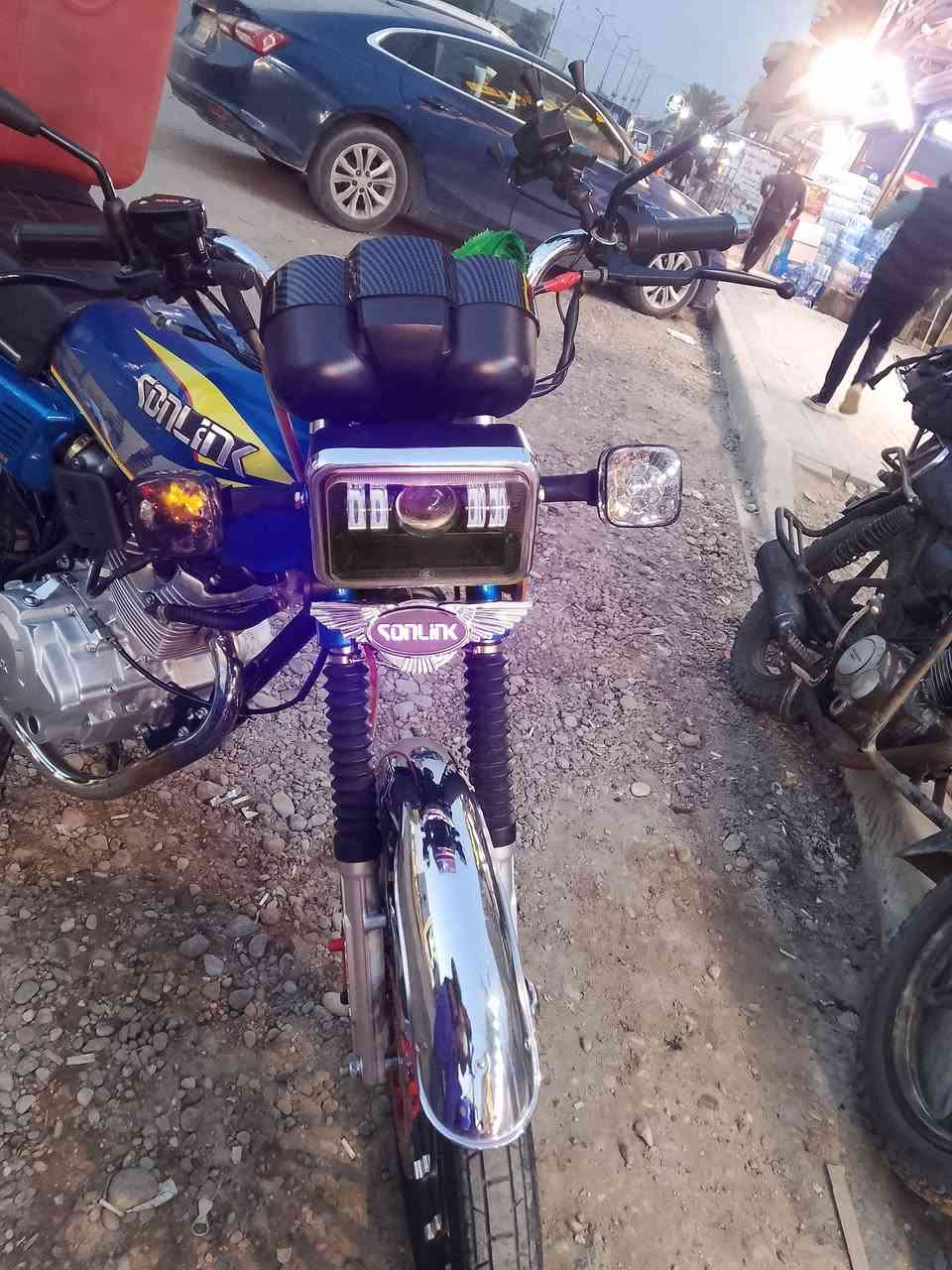 سلام عليكم سيفان موديل 25 فول وراق كامله سعر ٨٠٠(***********)
