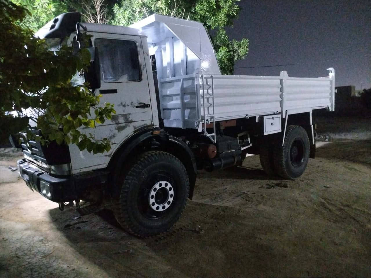 سلام عليكم متاح تك البي الماني ابلادي كلاب شاصي مكفول مكينه 25 كير25 تخم تاير مكان كوفه ***********
