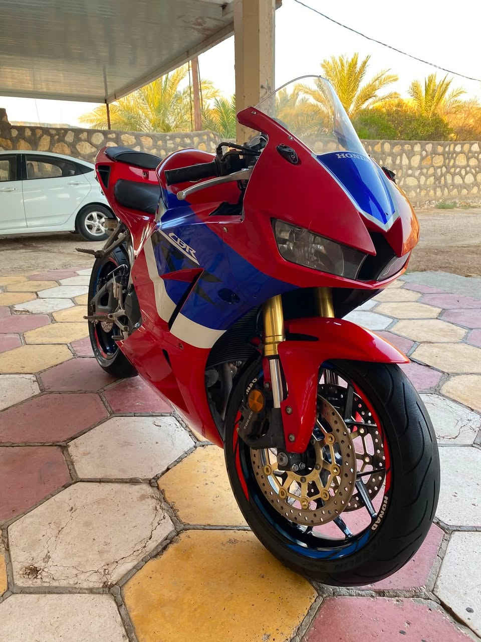 سلام عليكم للبيع RR 600 موديل 18 دراجه كفاله مكينه كير ماشيه 24 الف مكاني بابل سده الهنديه ***********

