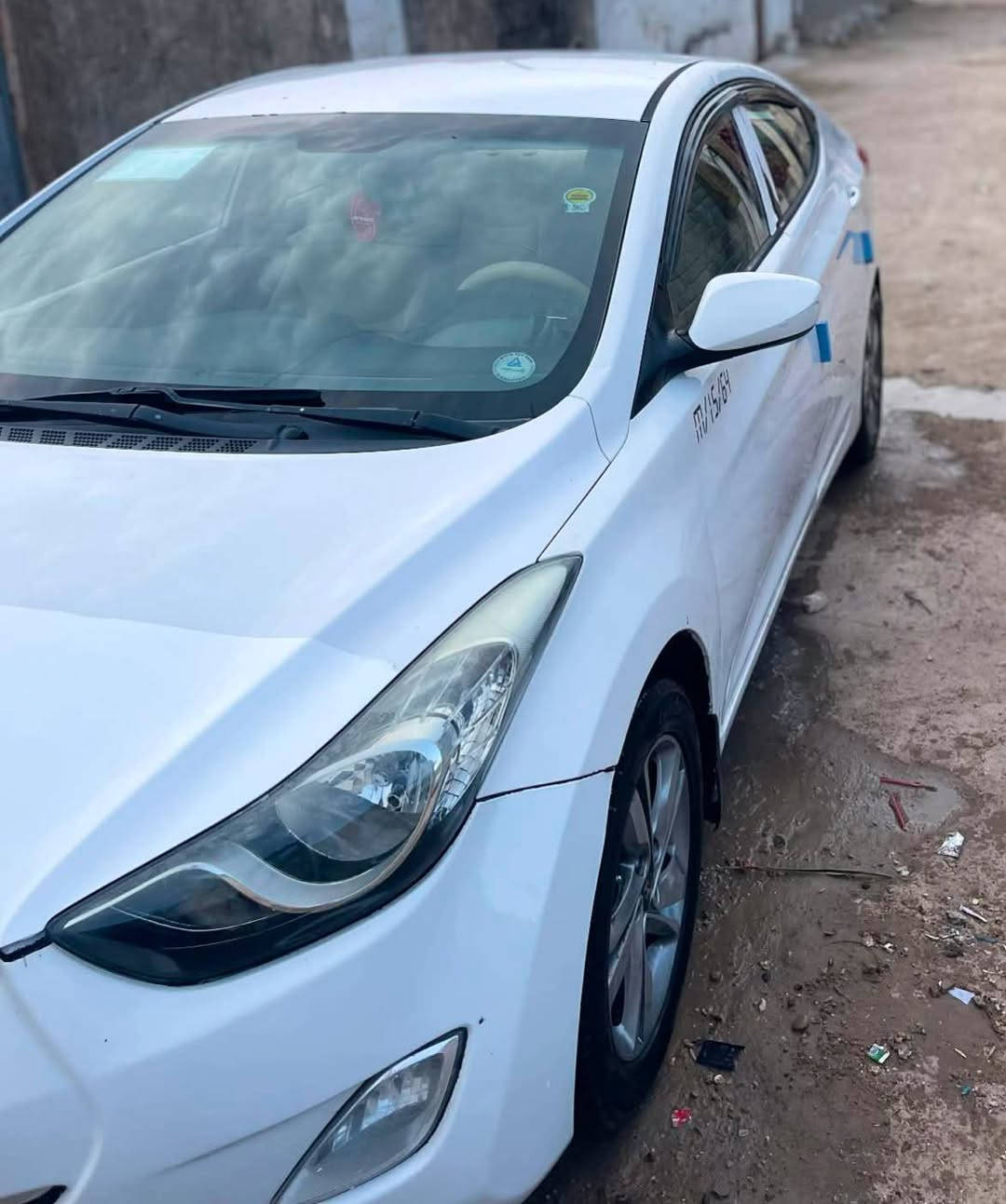 سلام عليكم النتره موديل 13لبيع سياره بيه صبغ صفحه كامله بدون دواخل سعر 95 وبيه مجال  كير ومكينه شرط حداديه جديده ***********
