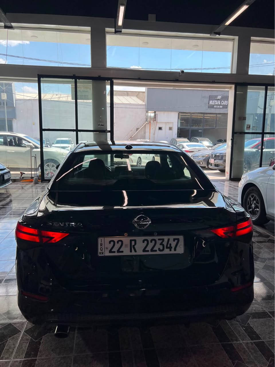 سنترا 2021/SV رەش سیارەکە زۆر خاوینە بی کیشیە کارابایی و رادار بەردی گزۆز و گیر و مەکینە و تەقەو رەقە هەمووی بەشەرتە سەیارەکە سبوخ حامە پیش و پشتی بەشەرتە بی لیدرانە وەک و لیدران ناو دەگای سەکن و پشت سەکنی هیتی ئیرباکی سوکانی تەقیە سەحری١٢٠ وەرەقە
*********** أربيل, العراق
