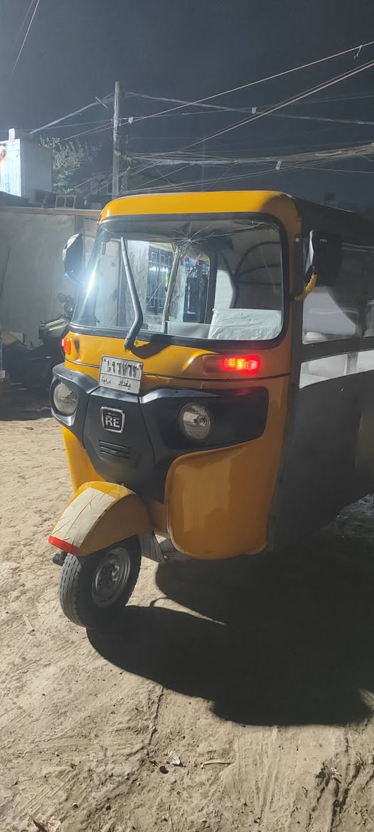 يا الله سلام عليكم تكتك موديل 22 شهر 10 تكتك بيهه صبغ بل صفحه بس مكينه مفتوحه بس كلش حلوه وناعمه رقم وسنويه تحويل ثاني يوم السعر 8و200 مكاني مدينة صدر حي طارق شيشان ***********
