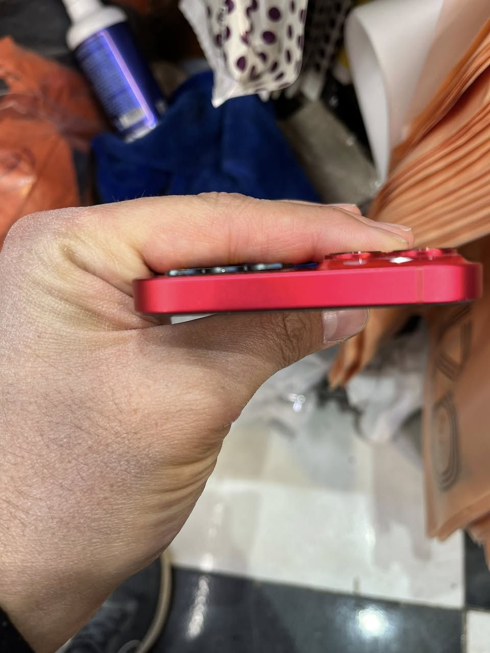 السلام عليكم ايفون ذاكرة 256 بطارية 94 نموذج m اي سيم امريكي جهاز يخبل ونظيف كدام عينكم للبيع ب 600 او مراوس بايفون اعلى مع فرق مكاني بغداد اليرموك ***********0
