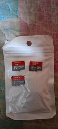 رامات اصليه  نفس  بل صوره 256 و128 جديد غير مستخدم  سعر 15الف  حي عامل...