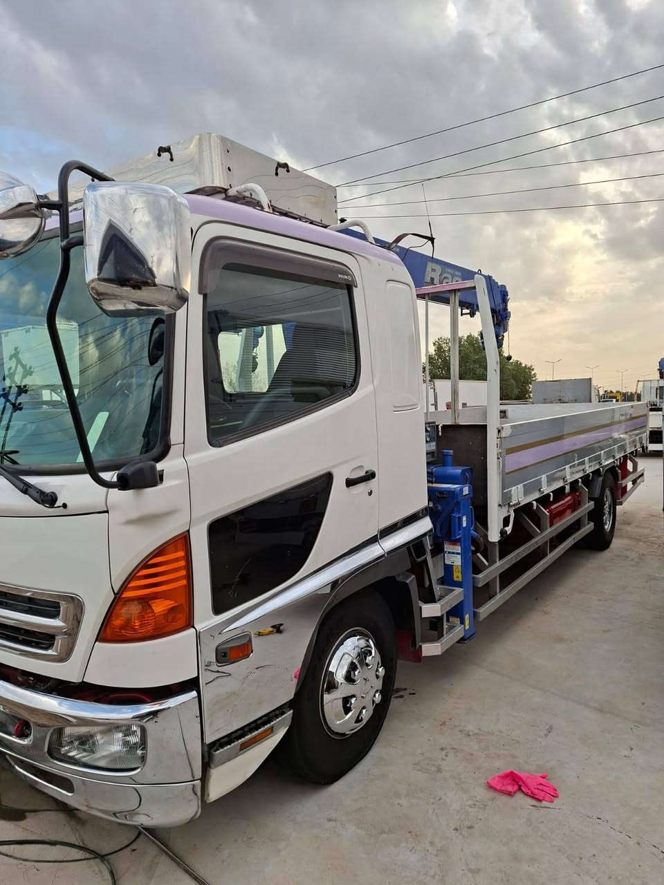 سلام عليكم هينو شيطان كرين بلادي ٣ سلايت مخالف مكينه 6 سوبر طول سته وربع مكفوله العنوان واسط الصويرة ***********
