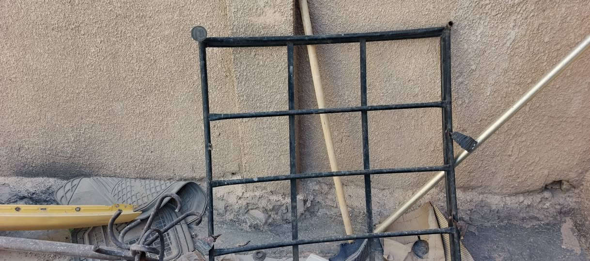 السلام عليكم  اغراض شيري كوين لايتات+شباك +مسجل+سوباية كلهن ٧٥الف يوجد توصيل داخل بغداد للاتصال ***********
