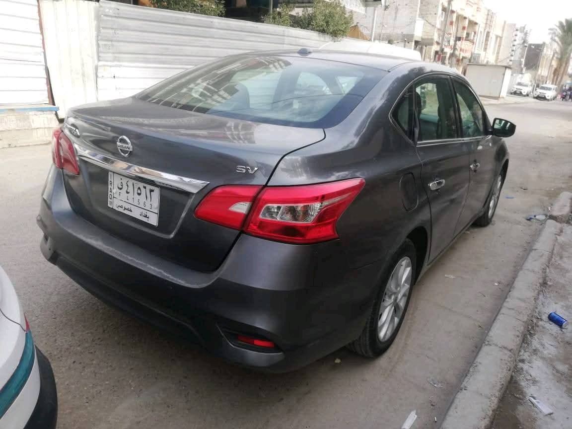 
السلام عليكم، أعرض للبيع سيارتي نيسان سنترا موديل SV موديل حديث بلون رمادي ميتاليك. السيارة نظيفة من الداخل والخارج ومزودة بعدة ميزات مثل نظام تكييف هواء ممتاز وأجهزة ملاحة معاصرة. تتميز بتصميم أنيق وجذاب وتعتبر مثالية للعائلات. للاطلاع أو الاستفسار، يرجى التواصل معي.