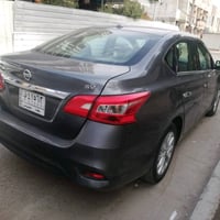 السلام عليكم، أعرض للبيع سيارتي نيسان سنترا موديل SV موديل حديث بلون ر...