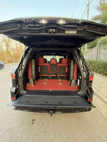 للبيع او مراوس 
لكزز 2021  كورو جديده 
مواصفات الكورو تجي اعلى مواصفات بالكزز 
السيارة ماشية90 الف كيلو السيارة جديدة وجاهزه 
داخل جلد احمر رادارات فتحة ماوس شاشات 
خمس كامرات جكات كشنات تدفئة تبريد وخزن ميموري هواي مواصفات بالكورو 
رقم اربيل مكانها اربيل 
السعر 845
للإستفسار***********
***********
