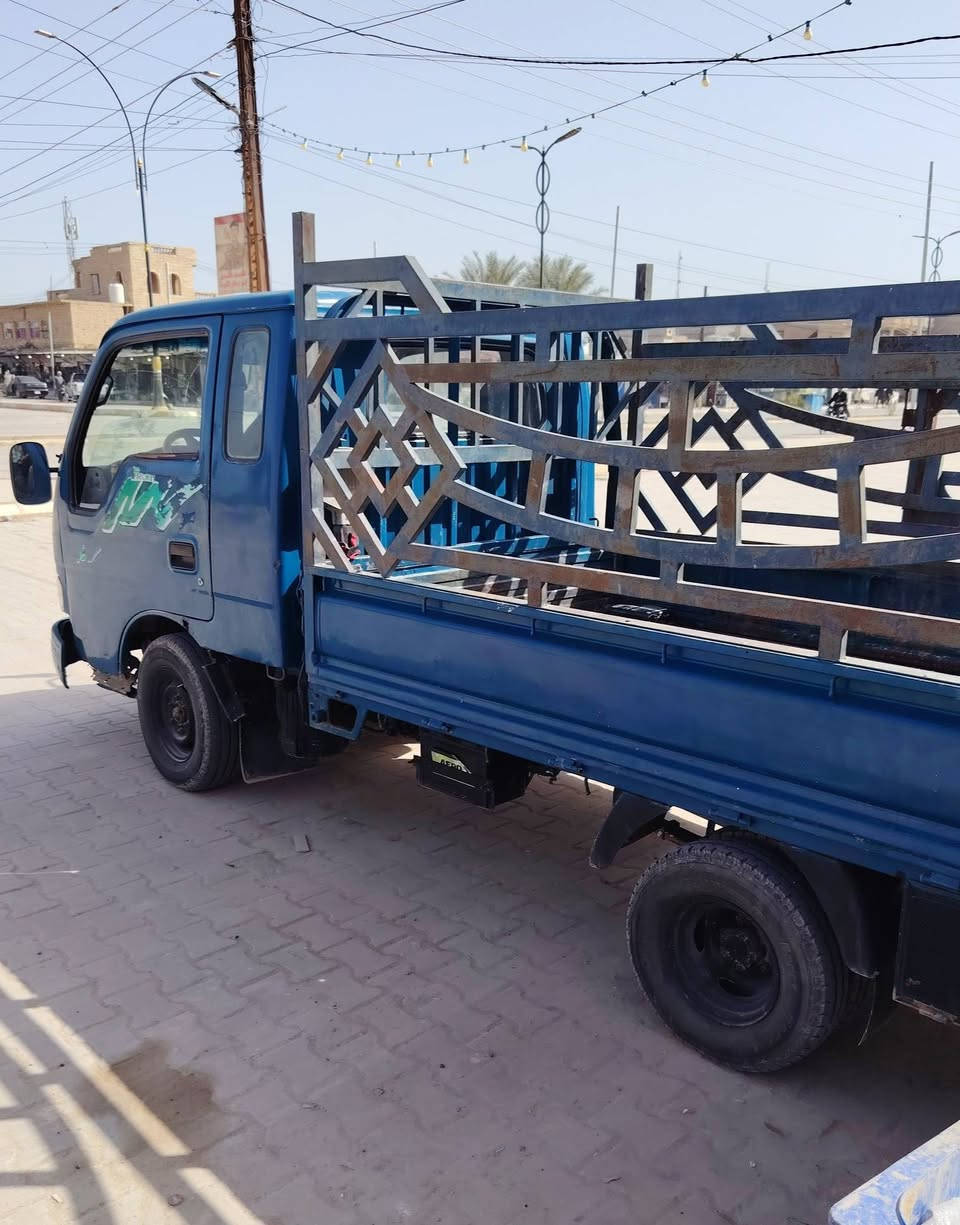 كيا فونتيرا موديل ٢٠٠٠ كير وحرك وشاصي شرط بس البدي بيها خياسات مكاني تكريت السعر ٦٠... ***********
