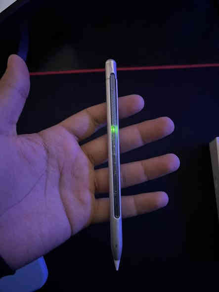 ايباد 10
64G
بطارية 96
كامل ملحقات 
مع قلم Momax tp9 

375 الف وبي مجال بسيط
مكاني بغداد / حي الجهاد 
***********
