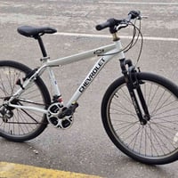 بايسكل ماركة شفرليت  بالة غير مستخدم حجم 26 سستم 3×6 سعر 140  07769787...