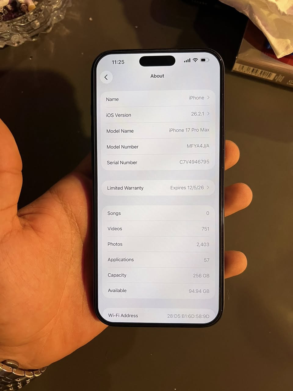 السلام عليكم ايفون 17 برو ماكس لون نيلي ذاكرة 256 الجهاز جديد كلش ملحقاتة كلها كاملة بدون نقص البطارية 100 مشحون 71 مره 
السعر 1,800 
مع مجال بسيط 
للتواصل 
***********
متوفر واتساب
