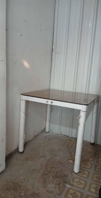 طاولة • ديكور بيت