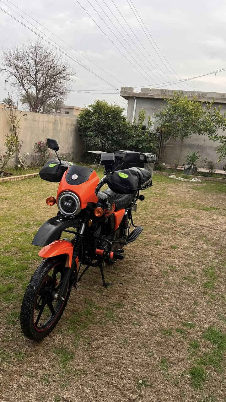 دايوان جبلي للبيع مثل ما موضح بل صوره نضافه فول رايده بمليون و400 وبي مجال والمو شراي لا يتعبني مكانه قضاء العلم رقم الهاتف ***********
