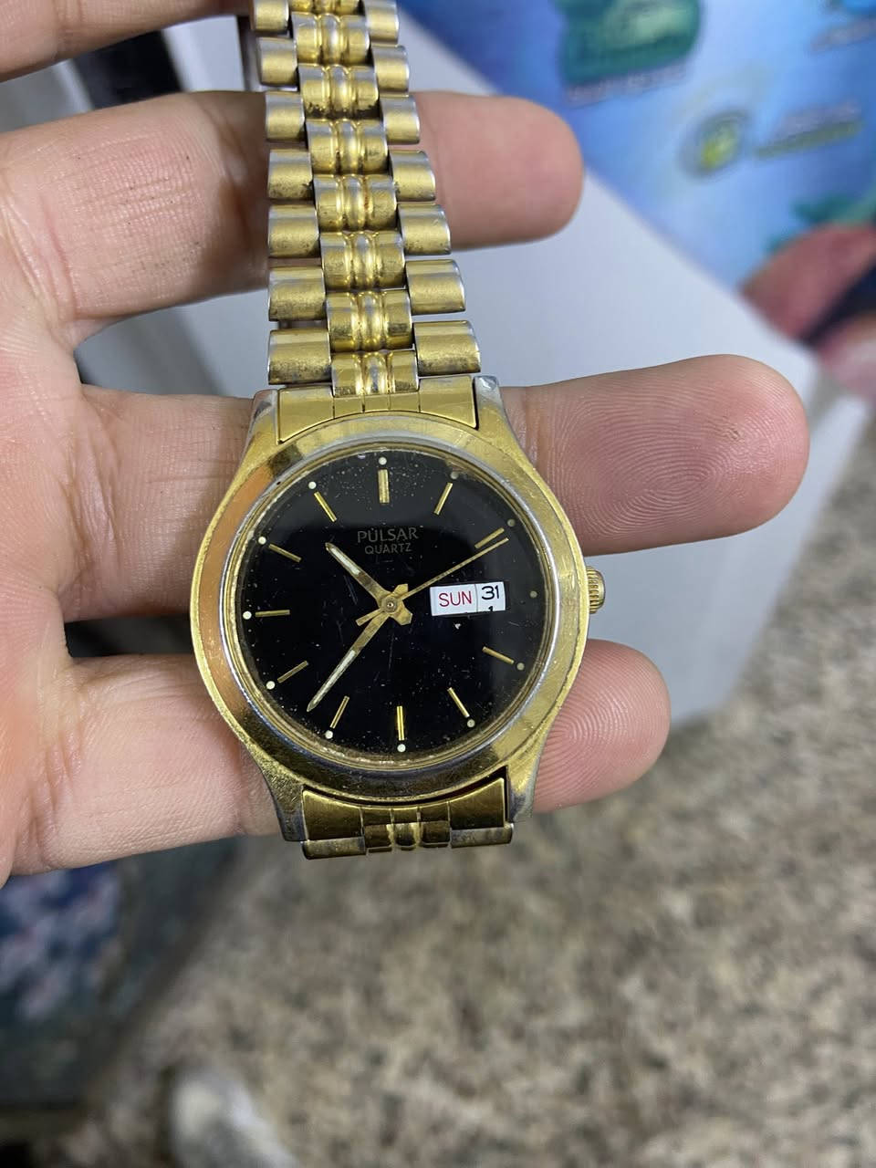 ساعة ياباني تاريخ ويوم بالة سل إستيل باسك 
السعر ١٥


**إذا كنت صاحب هذا الإعلان وتريد حذفه لأي سبب، رجاءا أرسل رسالة إلى الدعم الفني**