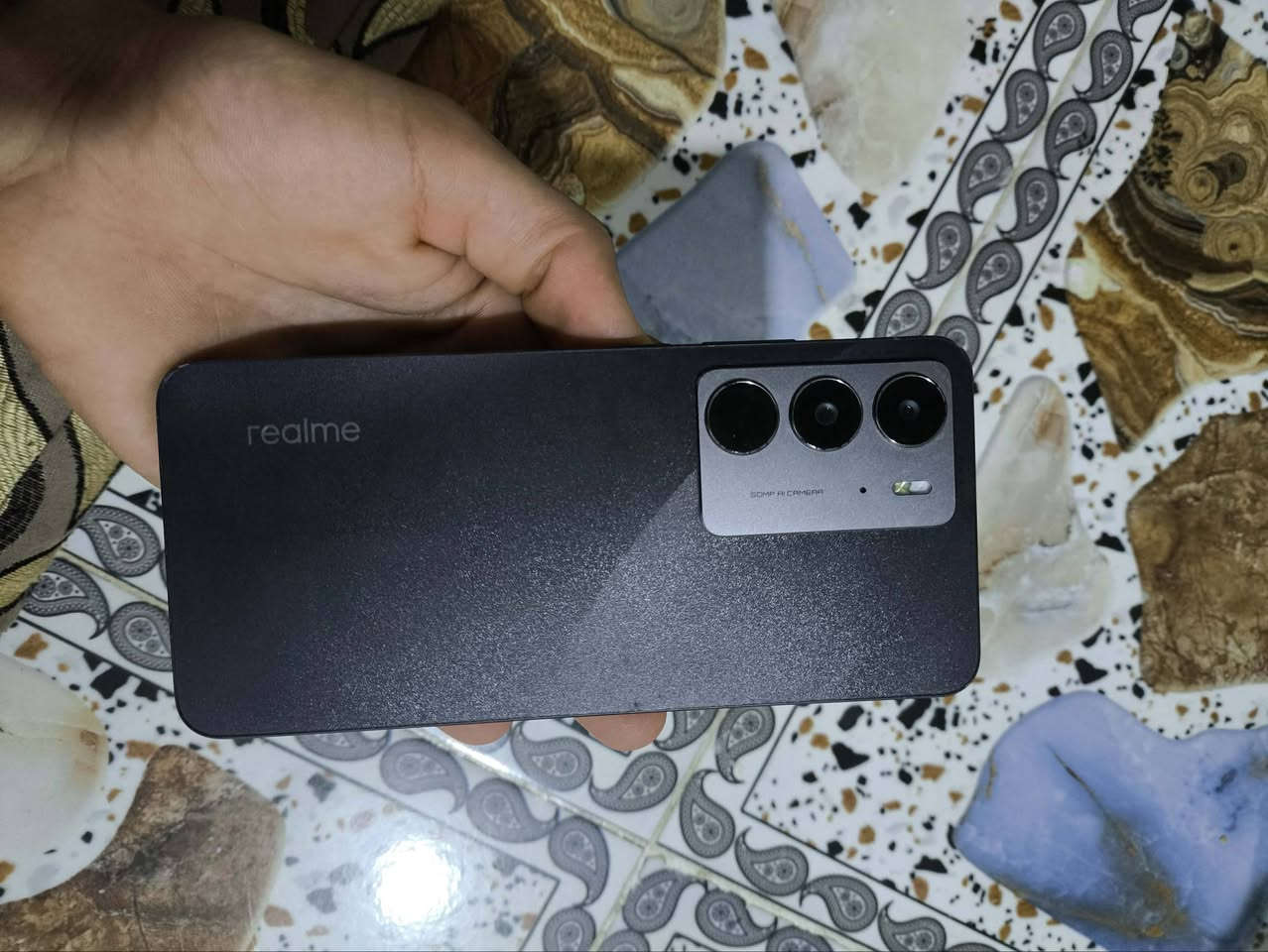 realme c75
الذاكرة 256✅
الرام 8+16✅
بطارية وضع شركة ✅
شاشة وضع شركة ✅
الجهاز نضيف صارلة 3 اشهر مستعمل وضع شركة مكفول شرط بعدا بل كارتون 
سعر 220 وبي مجال للطيبين 🖤


**إذا كنت صاحب هذا الإعلان وتريد حذفه لأي سبب، رجاءا أرسل رسالة إلى الدعم الفني**