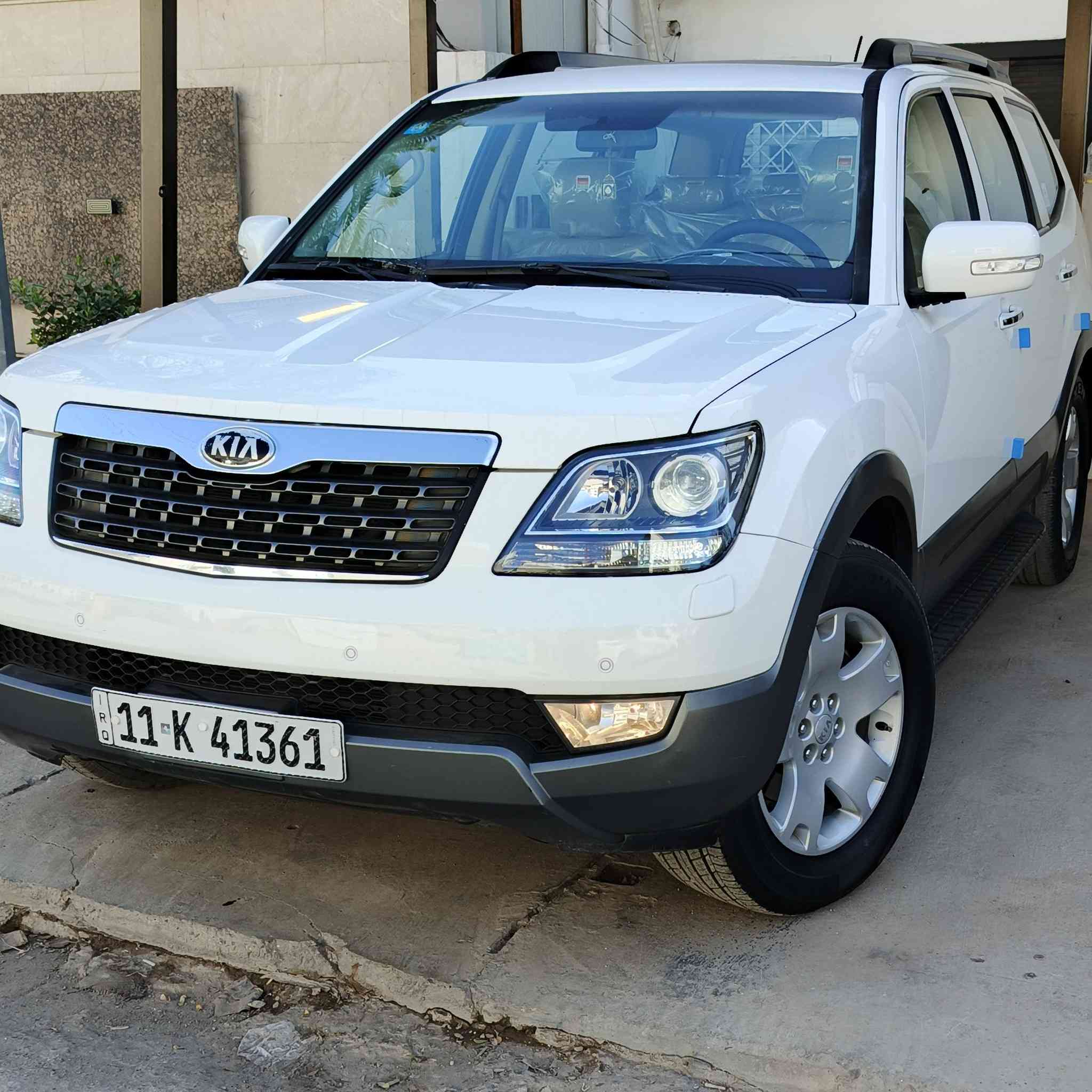 السلام عليكم كيا موهافي للبيع 2015 مواصفات السياره سته سلندر 3800 سبعه راكب ثلاث قطع تبريد حساس امامي حساس خلفي كاميرا فتح السقف ثلاث قطع تبريد سبعه راكب فورويل زراق لايت كشنات حار بارد بصمه ابواب بصمه تشغيل فول مواصفات واحد على واحد السياره مكفوله من تبديل والصبغ رقم دولي الجديد باسمي تحويل ثاني يوم السنويه2030 للاستفسار ***********
