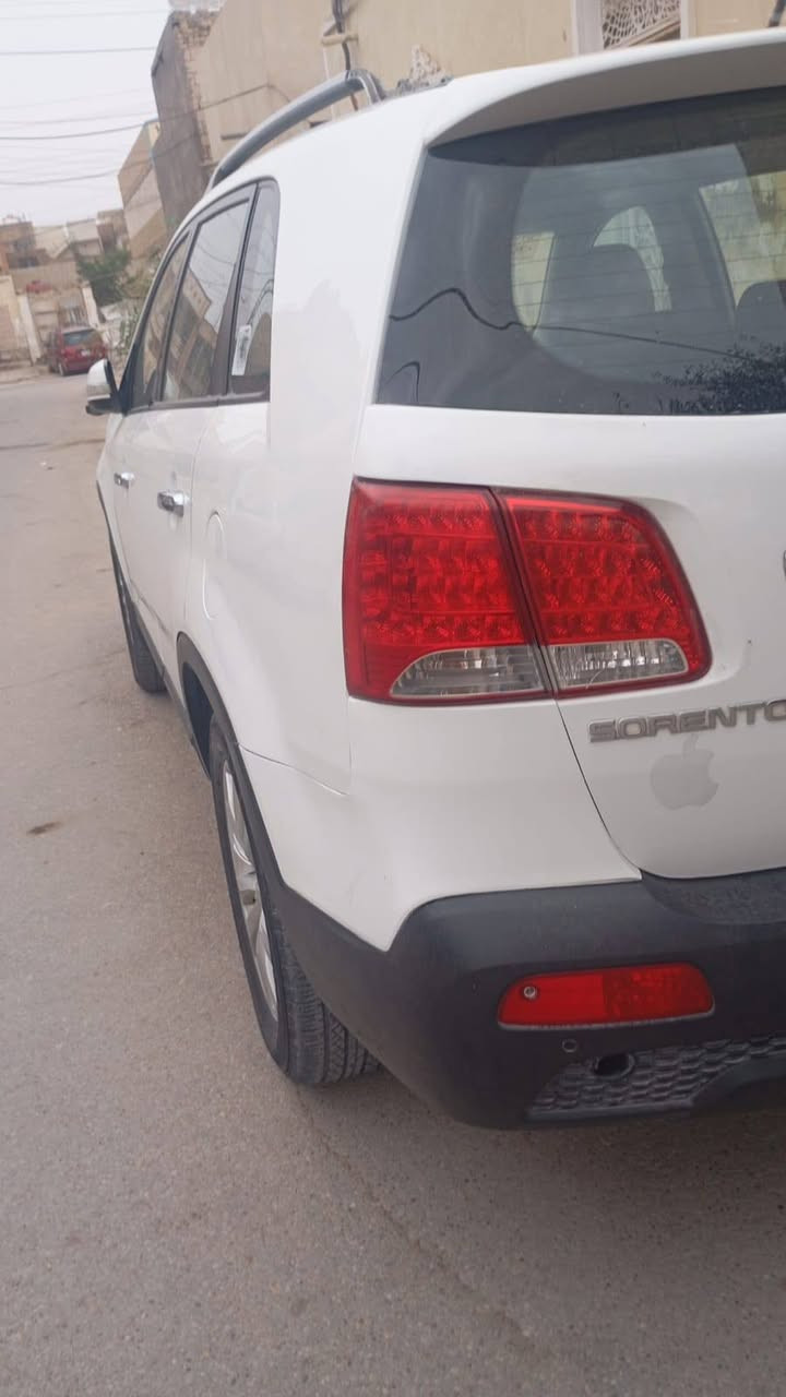 بسم الله الرحمن الرحيم
-سورنتو ٢٠١٢ خليجي للبيع 
-٦ سلندر  ٧ راكب
-ثلاث قطع تبريد
-حساسات  خلفي + جرس انذار 
-مكينه وكير مكفول شرط ما مفتوح
-شاشه
-كامره خلفيه 
-مري شفط + اشاير مري
-تحكمات ستيرن

-بنراما فتحتين
بيه صبغ فقط بالجالمغ الخلفي اثر دحجه خفيفه
رقم ذي قار تحويل ثاني يوم  سنويه ٢٠٢٨ جاهزه سياره مابيه اي نقص سعره ١٤٥ وبيه مجال قليل  مكان السياره ناصريه ***********
