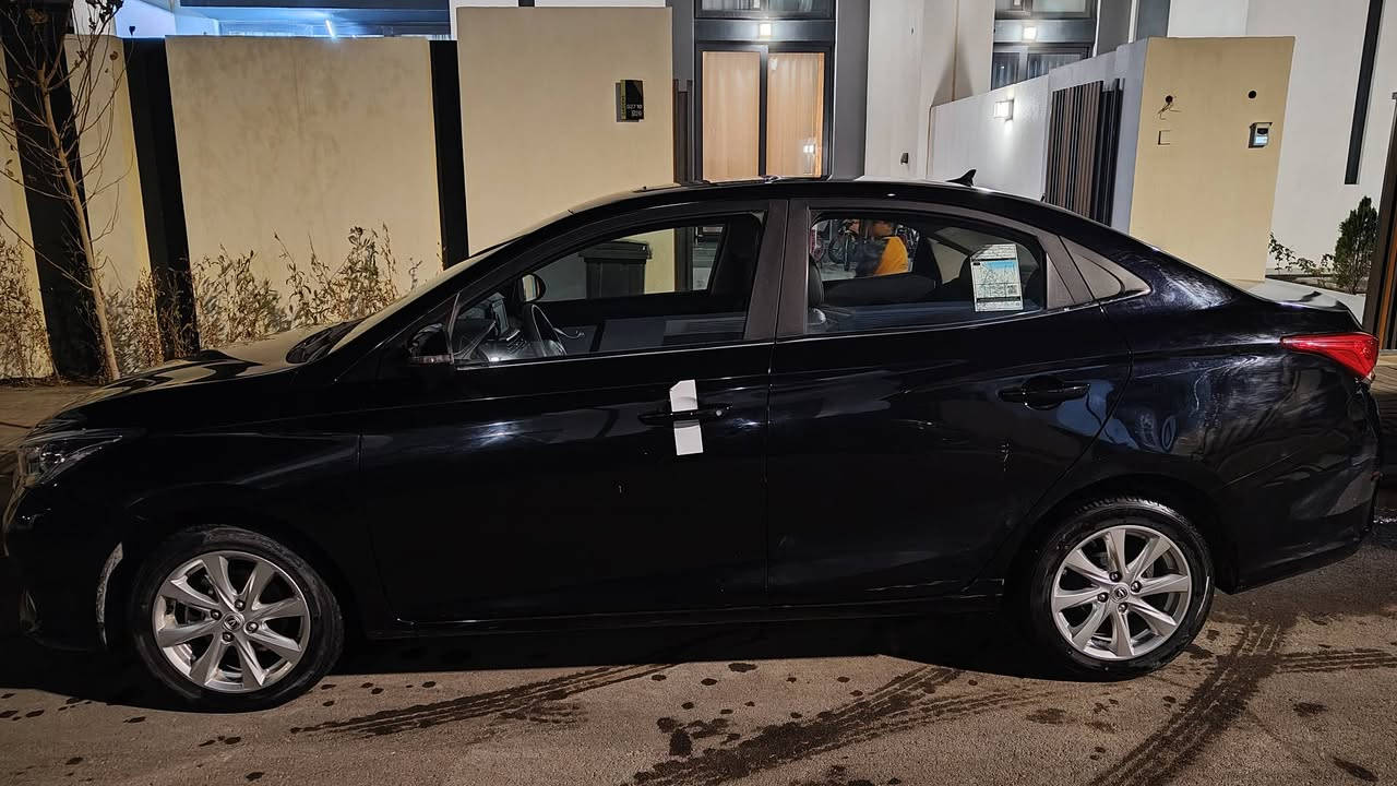 السلام عليكم
شانجان L7 للبيع موديل 2024
محرك 1.5 دوش
 بدون اي ضرر فقط شخوط 
المواصفات
كشن جلد
فتحة سقف
تحكمات ستيرن
كروز سرعه
كاميرا خلفيه
حساسات
سيرن رياضي
تحكم لايت عالي ناصي
السيارة بأسمي ماشيه 42 الف فقط
السعر 13 مليون وبي مجال

***********
