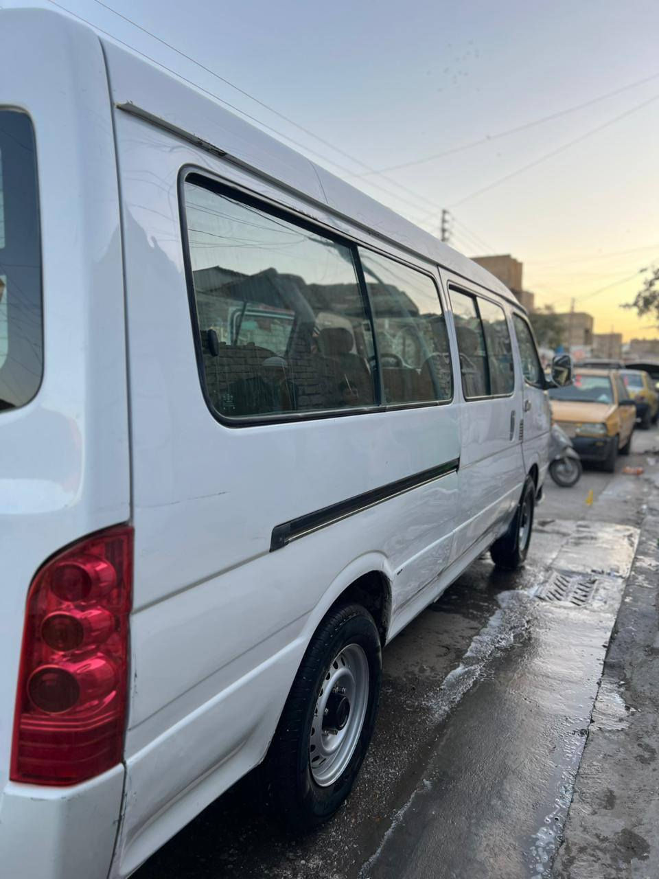 سلام عليكم جنبي 14 كير مكينه مكفولات صدر امامي خلفي جديد سنويه 27 بيها بكانات صبغ  عنوان بغداد الرقم ***********
