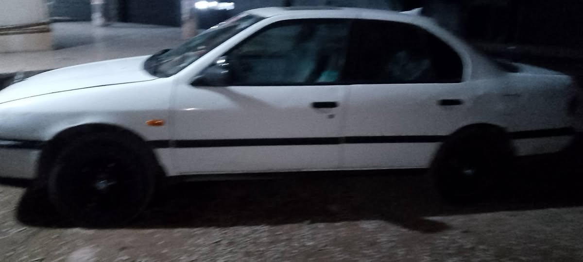 السلام عليكم سياره للبيع برايمر رقم صلاح الدين فحص الشرعي من الشرقاط محرك كير صدر  طخم تاير شرط تدفه نار الكهربائيات كلها شقاله بيع فقط السعر ٢٥ وبيها مجال رقم الهاتف ***********
