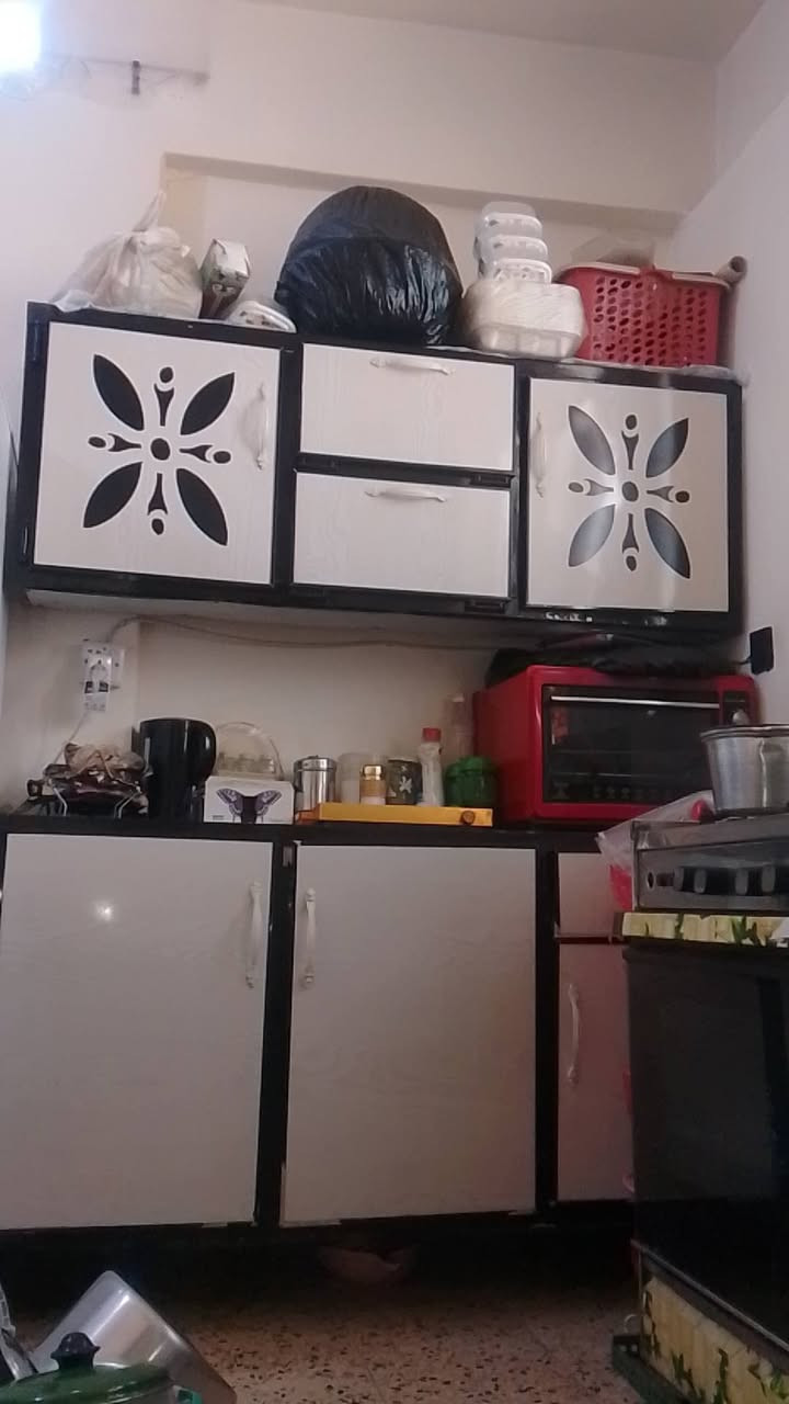 كاونتر 3 قطع السنك متر ونص وبي اضرار مثل مموضح بالصورة رجل وحدة مكسورة ومن الداخل همينه ضرر ع مود المجرة اما ذاك مبي كل خلل اخذته ب300 واريد ابيعه ب200 العنوان بغداد الشعب فقط الجدي واللي يريد يشتري بأفضل خاص بالإضافة عندي طباخ للبيع عشتار قديم 5 عيون


**إذا كنت صاحب هذا الإعلان وتريد حذفه لأي سبب، رجاءا أرسل رسالة إلى الدعم الفني**