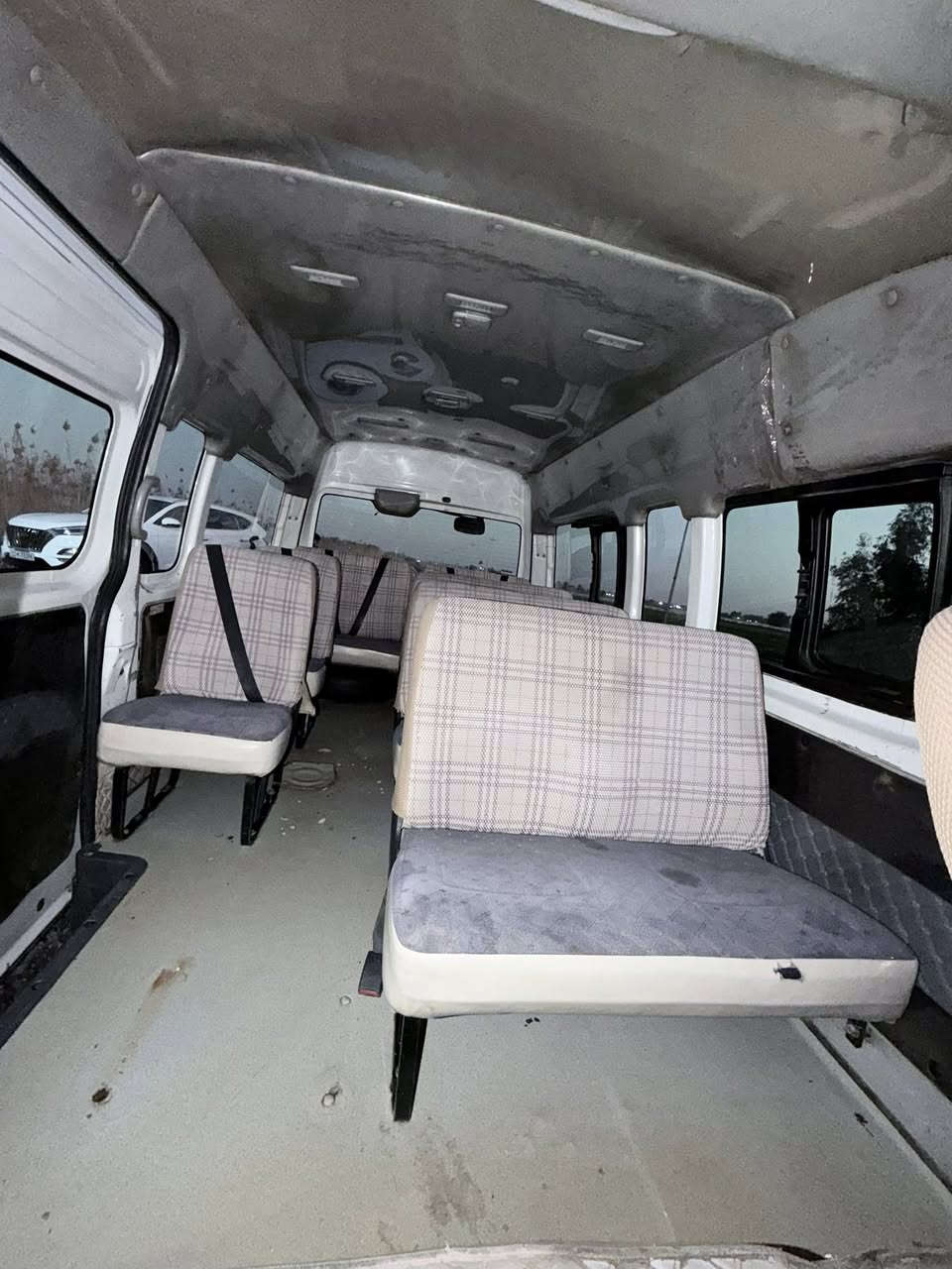 نيسان يورفان للبيع 2016
بيه صبغ ورا باب السلايت امشر بالصوره
وبيه بالجنطه طخه بس معدله ما مصبوغه والباقي كدام عينك كلشي موضح بالصور
مكينه بيه تنقص 
كير مكفول عينه وصينيه وفلاوين متحرك جدد اصليه 
اكسن حداديه كله جديد تايرات تخم جديد تبريد محور ثلج دوشمه و تلبيسات جدد 
رقم بغداد 
لسعر 205 وبيه مجال 
لمكان بابل مشروع المسيب 
***********
ملاحضه تحويل مباشر مابيع ذا مو عقد مروري
