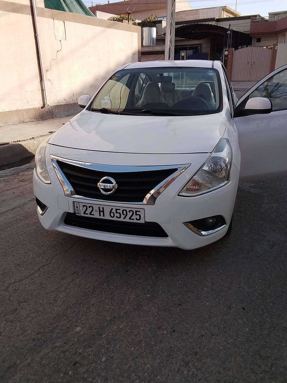 نيسان صني 2021
ماشيا 112
بيها شبر صبغ يم قبغ البانزين 
وحيل نضيفه ما تحتاج اي شي 
وهزه جديده وتريد وكاله تريد تحويل موجود 
السعر 115 وبيها مجال بسيط 
***********
موصل
