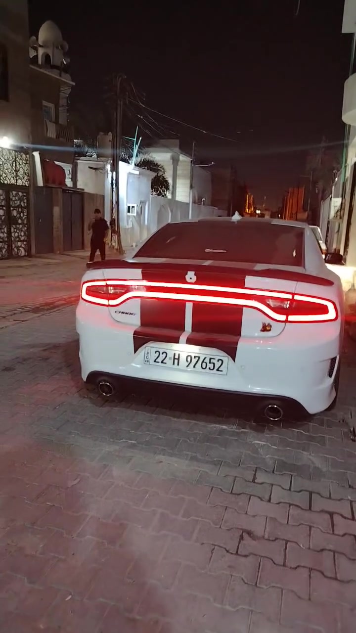 السلام عليكم من رخصه الادمن جارجر 6400 سكات باك  سياره رقم أربيل محرك كفاله كير كفاله سياره حلوه جديده حادثه من امريكا جاملغ وبنيد بدون لغد ولا شاصي السياره ماشيه 48  ميل بدون فتحه  بأسمي سياره مكانه البصره  بيع او مراوس ***********
