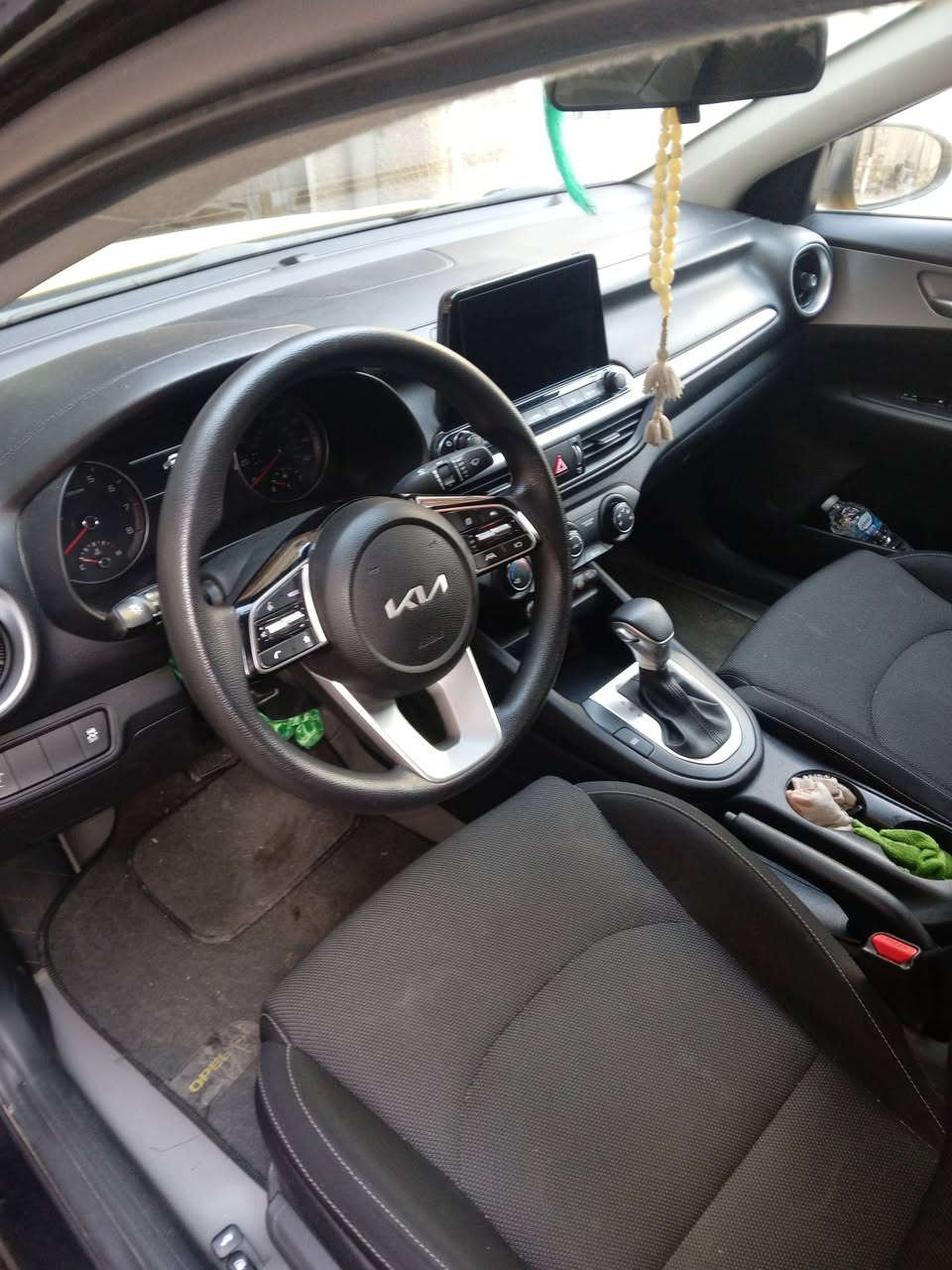 السلام عليكم كيا فورتي موديل٢٠٢٤السيارة ليبل واحد تحديد مسار كامرة دوارةماشيه ٢٤ الف مكينة وكيرمكفولات تخم تاير صدر شركة مكان السيارة بغداد الكمالية السعر ١٥٥ وبيه مجال للإستفسار الاتصال على الرقم ***********حادث جاملغ خلفي شطح بدون دواخل
