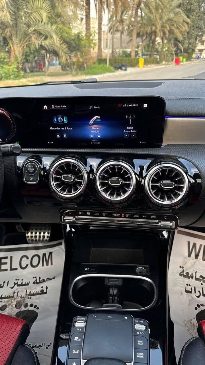 السلام عليكم
للبيع مارسيدس 2023
فئة CLA 250 
فول 1/1 سعرها 26 الف دولار وبيها مجال 
الحادث والسونار بالصور


**إذا كنت صاحب هذا الإعلان وتريد حذفه لأي سبب، رجاءا أرسل رسالة إلى الدعم الفني**
