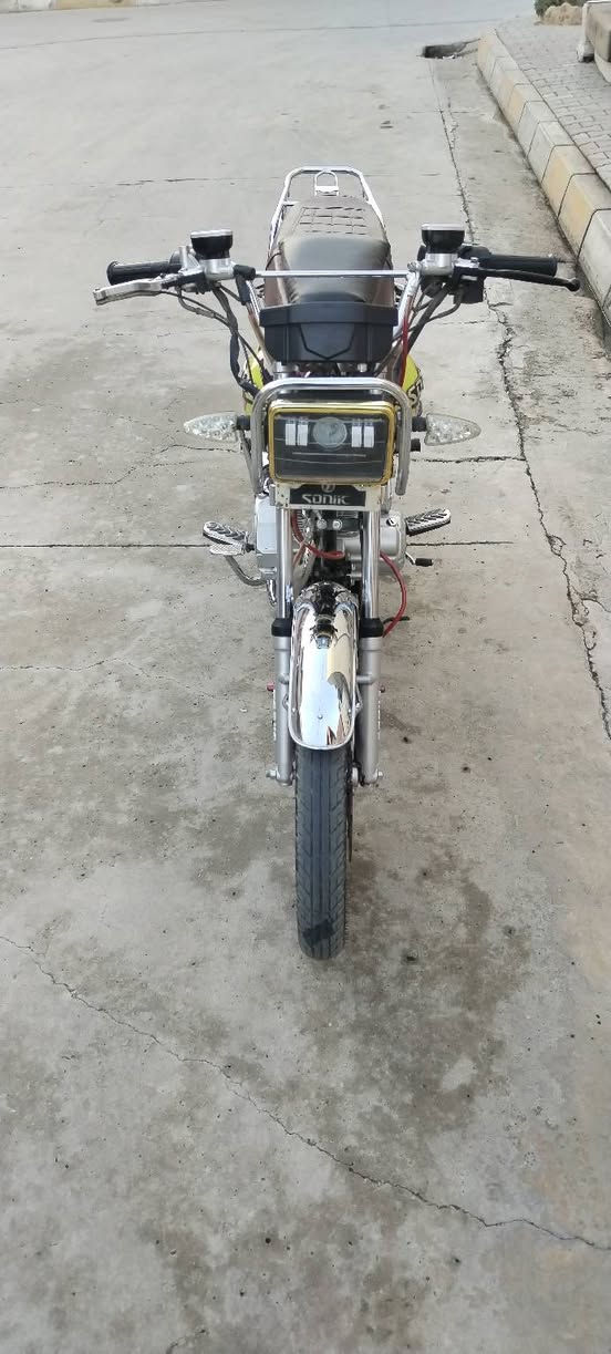 السلام عليكم ماطور سونك دبل دسك 2025 محرك 200 ماطور صفر سعره 675 وبيه مجال شراي تعال خاص وتدلل مكاني كركوك ***********
