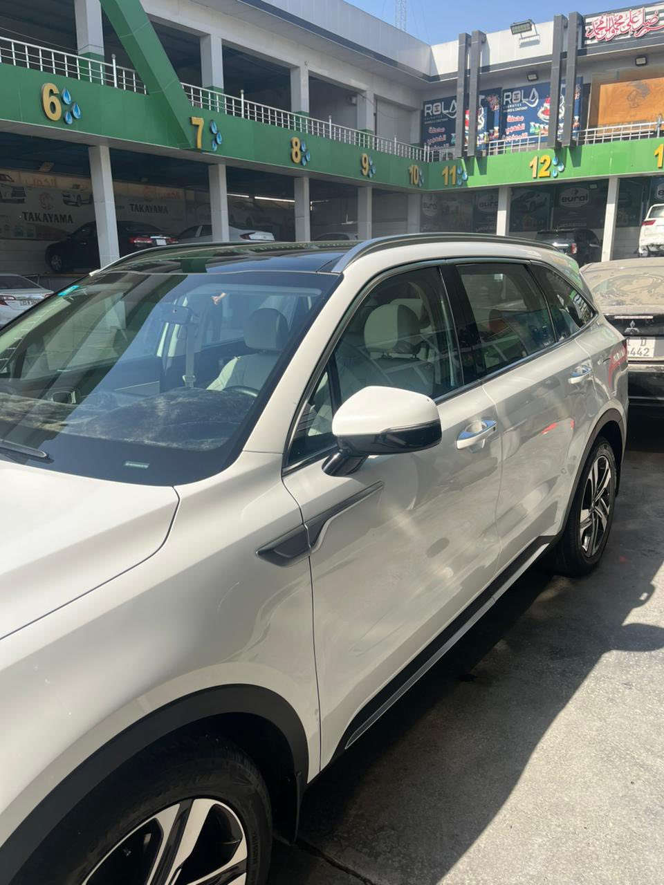 سورينتو 2021 خليجي
مواصفات فول
V6 سته سلندر
بانوراما 
كشنات جلد كهربائي
حساسات امامي خلفي
عداد المسافة 91الف كم
بدون صبغ بيها بارد بابين موجود السونار
مطلوب بيها 25,700$ فقط
العنوان بغداد شارع فلسطين 
***********
