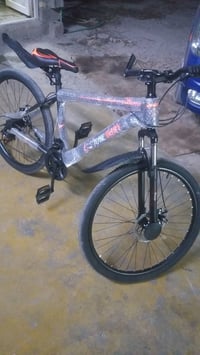 للبيع بايسكل مامستعمل البارحه فتحته من الكارتون وشديته 07717912314