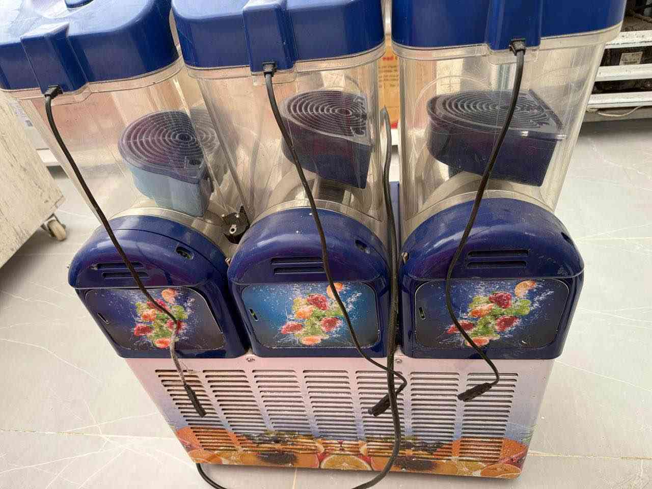 ئه م ٢ جيهازى ئه زبه ريدانه بؤ فرؤشتن ماركه ى هؤسكى توركيه به شه رتى ئيشكرن و مه زبوتى هه موو گيانيان به شه رت سعرى هه ردوكيان به يه كه وه ١٣$ وه ره قه له سليمانيه  
—مكينه ازبرى هوسك تركى اصلى بشرت شغل مزبوت ٢مكينين ١٣ $ورق شوي مجال- مكان سليماني 
***********
*********** السليمانية, العراق
