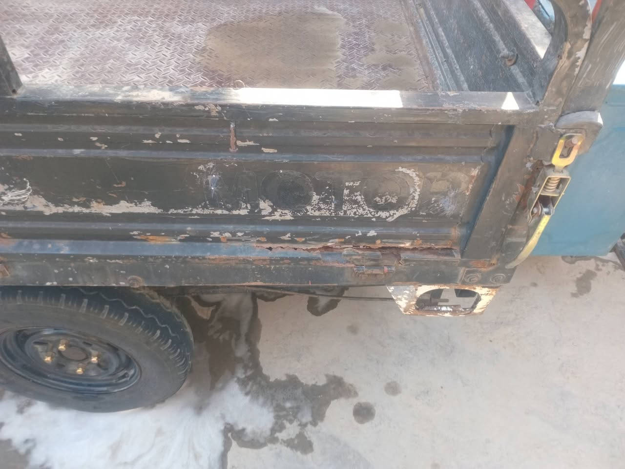 سلام عليكم ستوته البيع وراق ضاعن مني عندي سنساخ ملته ستوته مل جناي سعره ٩٠٠ وبيه مجال مكينه ٢٣ موديل ستوته ١٦ مكاني حصوه سكندريه ***********
