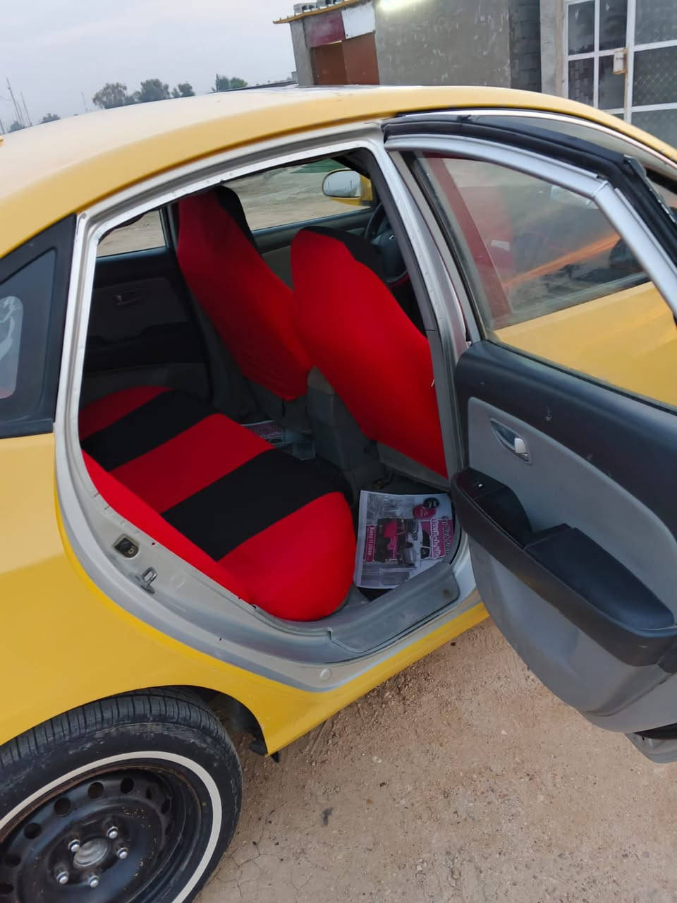 اسلام عليكم النترا البيع مكاني بغداد رقم فلوجه 2007 امريكي بيه قطعتين 
سعر83
وبيه مجال الطيبين
***********
