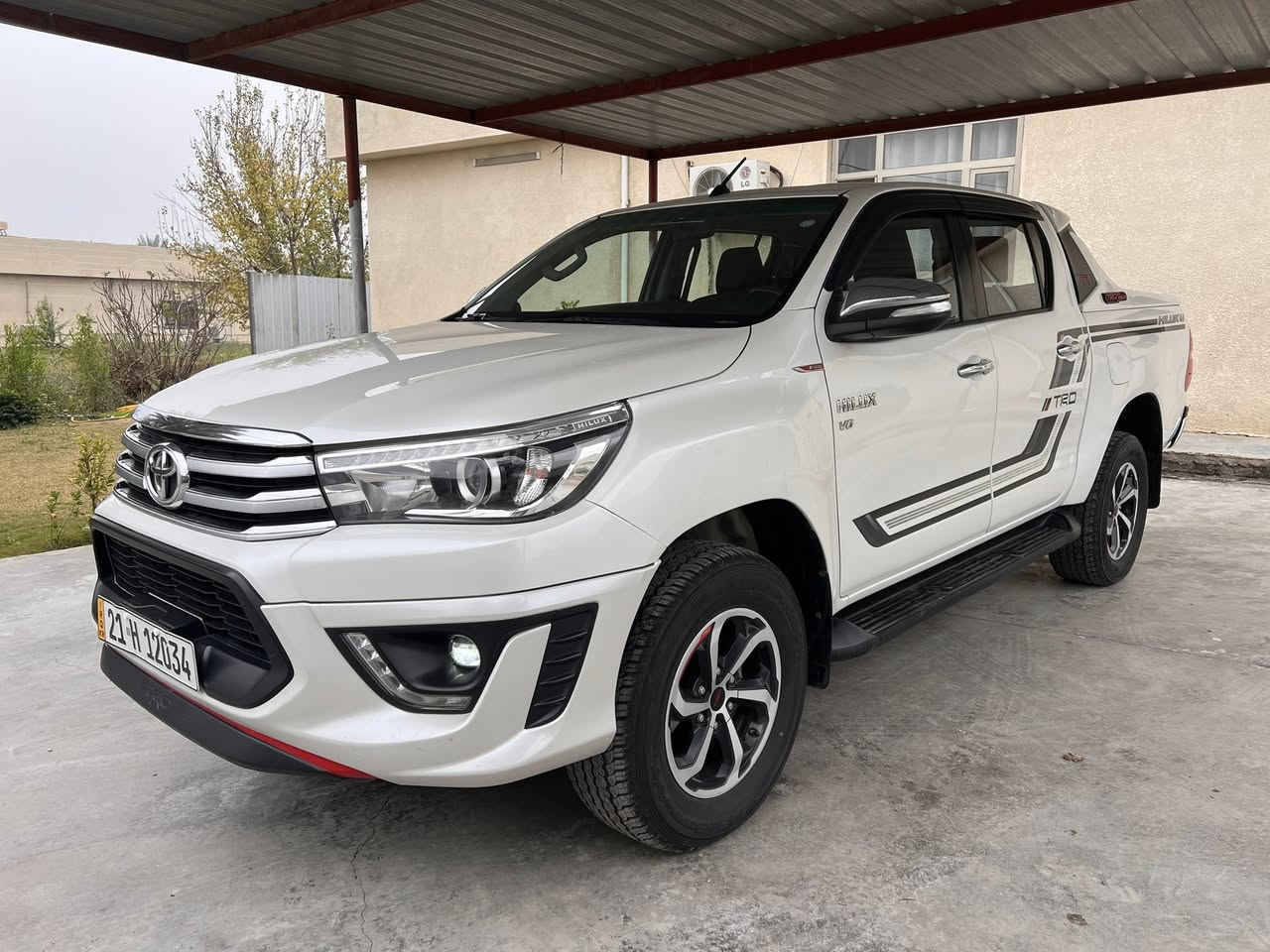 السلام عليكم: هايلوكس موديل 2019 TRD محرك V6 سته سلندر ماشيه 140الف رقم اربيل بسمنا تحويل او وكاله : بيه باب البدي الخلفي مصبوغ والباقي كفاله كير محرك بلادي : السعر 295 مكان السياره بغداد اليوسفية 
***********
***********
