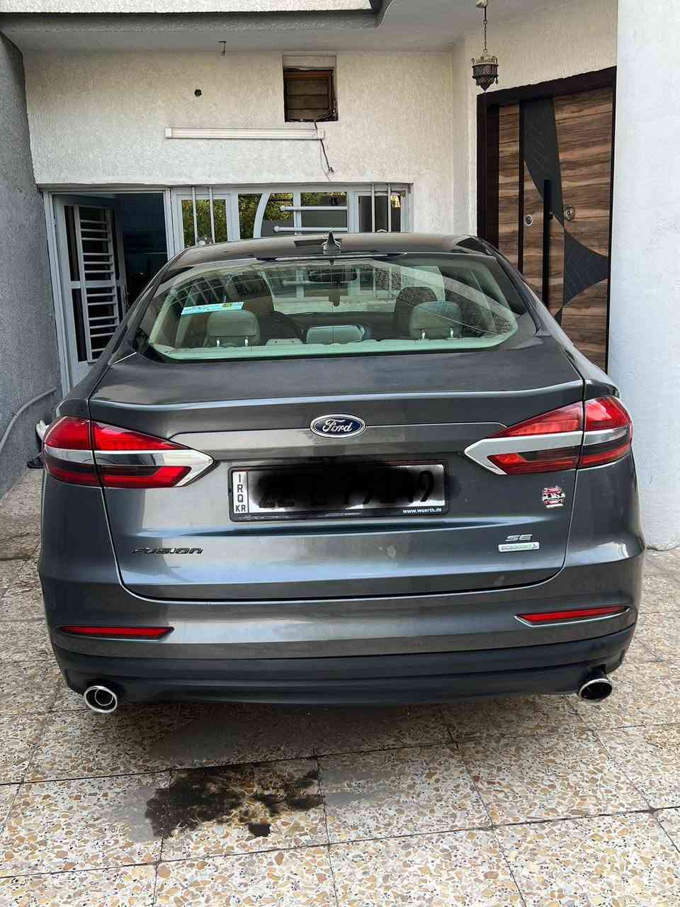 فورد فيوجن موديل 2020
رقم اربيل انكليزي
حجم المحرك 1500 تاربو
كير ماوس
فئة se
مكان السياره بغداد 
السعر $115
***********
