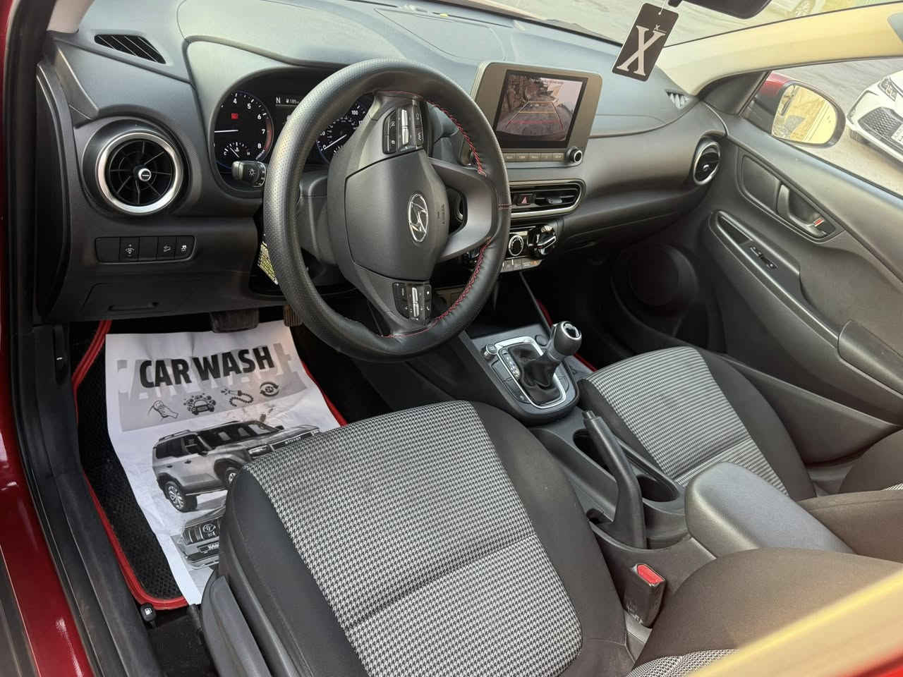 هونداي كونا 2023 وارد امريكي كلين بدون حادث
بدون حادث بارد باب السايق وراجع PDR  السياره خير من الله ما بيها نقص برغي ماشيه 69 
السياره نص مواصفات 
شاشه - رادار امامي خلفي جانبي - تحديد مسار -مانع انزلاق -3 مودات سياقه وغيرها من الواصفات  
مكان السياره بغداد حي الجامعه 
***********
