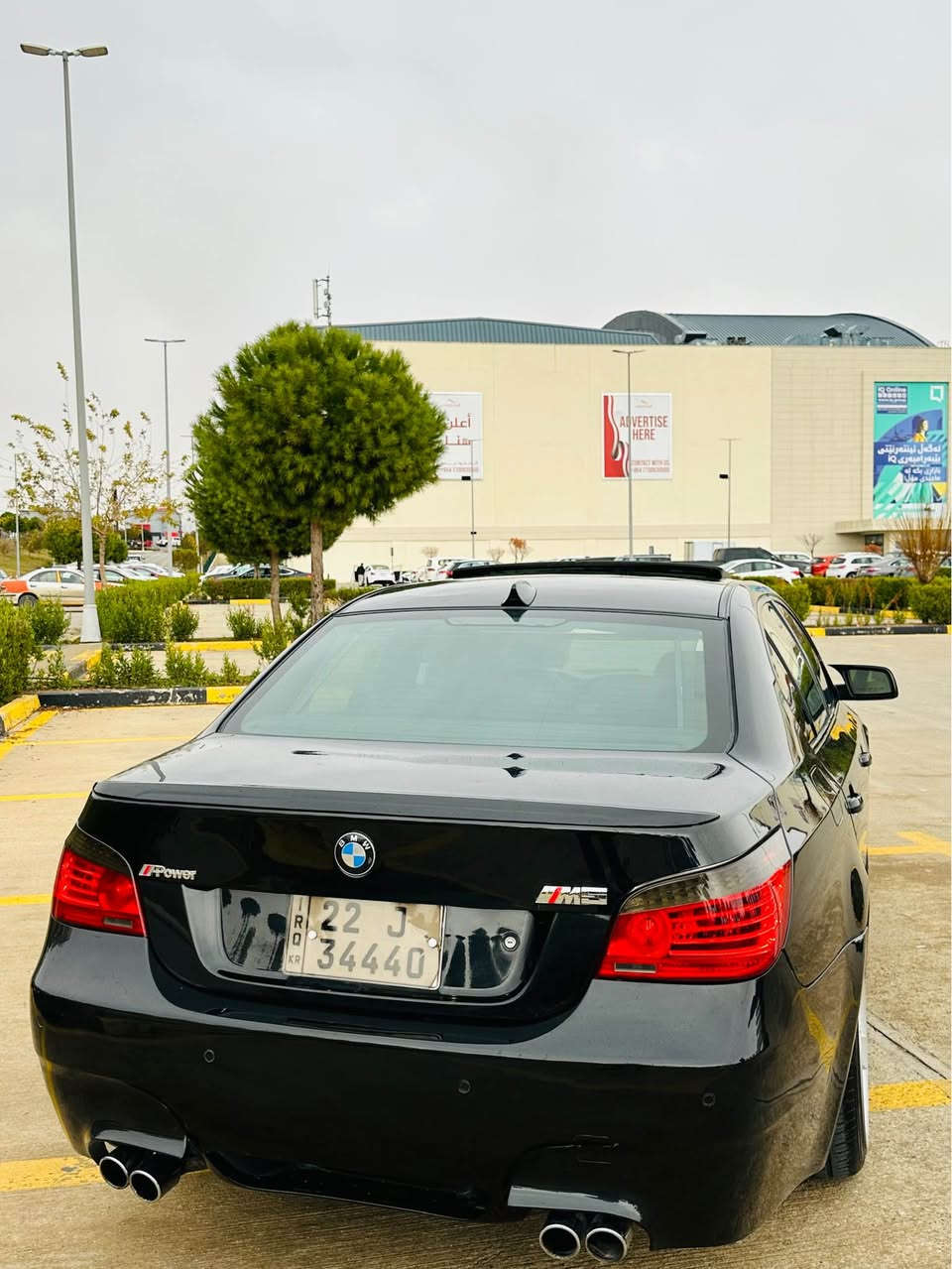 حجم محرك      530
موديل              2008
مواصفات         داتاشو  شاشه كبير   كير ماوص  بصمه صلايت ستائير داخل مشمشي كشن خزن ١٦ حركه 
كشنات كهربائي دعاميات ومرايات مواصفات m 
سيستم صوت امبيفاير  لايتات ليد 
رقم  و سنوية  بسمي وهزه براد جديد للغايه 2030
كير و محرك  وكهربائيات جديد بشرط حتي دهن محرك وكير وانتفريز جديد 
تاخم صدر وامام جديد كاردن واكسل بشرط حتي ازانات
تاخم طاير و ويلات جديد  
تبريد و تدفيئه بشرط مابيها اي نقص 
صبغ  اربع قطعه و داخل شي بصيط عنده 
سعر   ١٢٢٠٠$  و بيها مجال بصيط للطيبين 
رقم تليفون       *********** السليمانية, العراق
