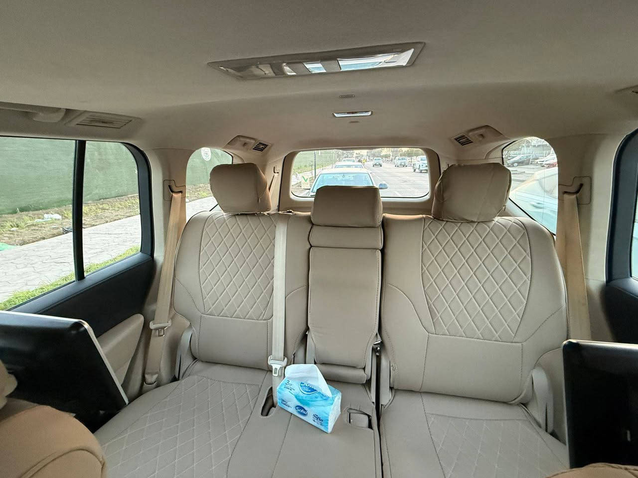 لاندكروزر ساز للبيع
2023 
كفاله عامه 
ترهم مراوس 
مكاني بغداد الحبيبيه 
تحويل مباشر
رقم الهاتف ***********
