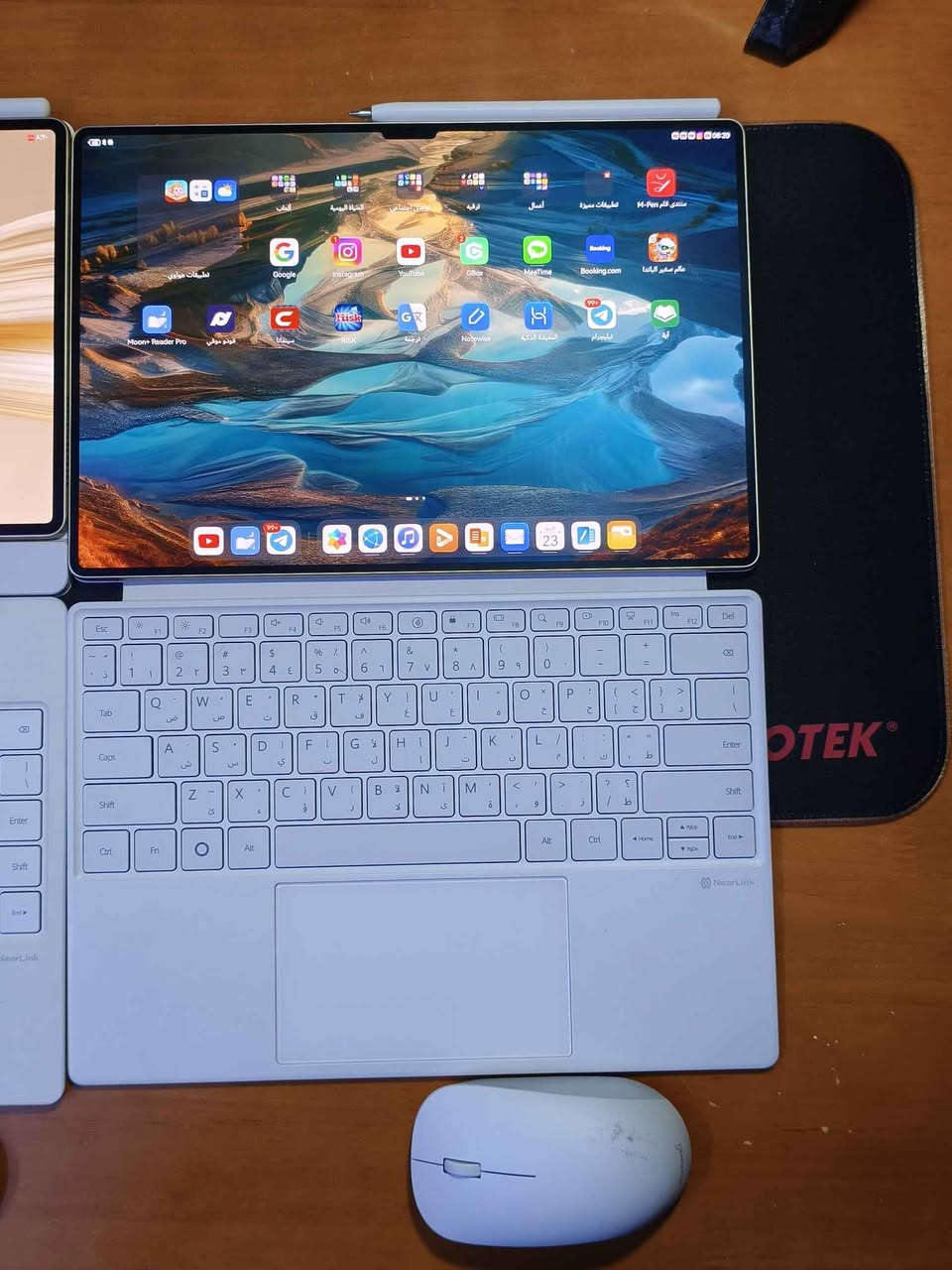 هواوي ميت باد برو 13.2 للبيع 

ذاكرة 512

كامل ملحقات قلم كيبورد وماوس وشاحنة 

مستخدم اسبوع

السعر مليون و150 قفل 

بيع فقط بدون مراوس 

عنوان ذي قار

مكلف بنشر 
 يوجد توصيل 
للحجز راسل الصفحة 
واتساب *********** بغداد, العراق
