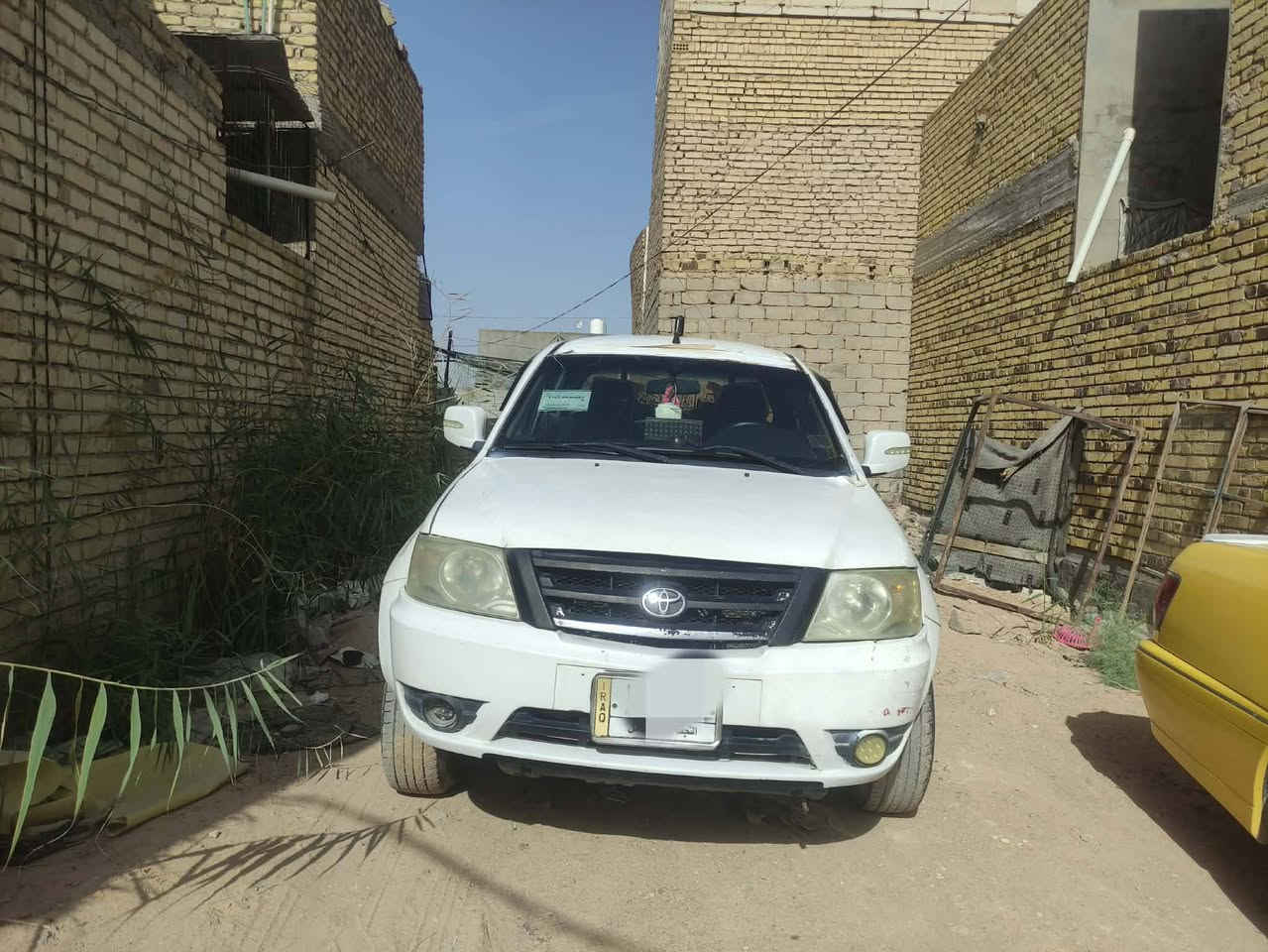 سياره نوع تاتا 2013 هندي سياره جاهزه حداديه وگشر ودواخل وتبريد شغال والمحرك بي خيط بخار السعر 45وبيه مجال قليل رقم نجف وراعيه موجود بالنجف ***********
