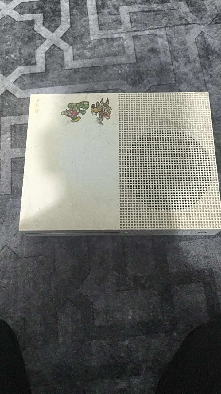 سلام عليكم
اكس بوكس ون اس ذاكره 512مع يده اصليه وبطاريه لليده 
بس لونه لان الجهاز انترك مثل ما موضح بل صوره وياه حساب كيم باس التمت 70يوم السعر150قفل140 ماكني نجف كوفه قرب نفق المختار لاستفسار خاص


**إذا كنت صاحب هذا الإعلان وتريد حذفه لأي سبب، رجاءا أرسل رسالة إلى الدعم الفني**