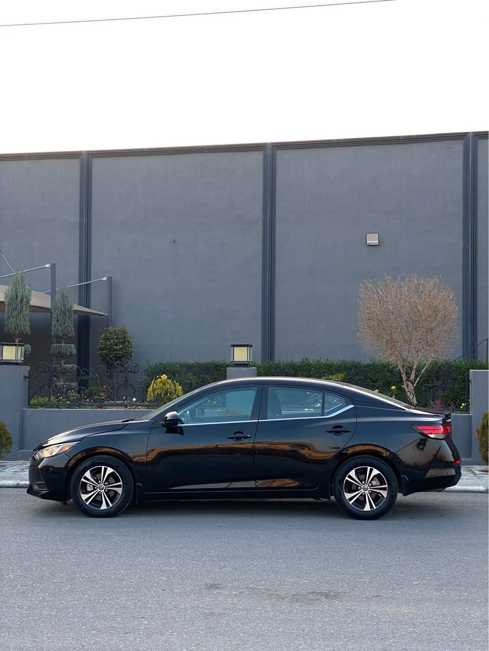 سلام عليكم 
Nissan sentra 2022 SV 
سەیارەیێکی زۆر خاوین و بەرجاوو  بەس ماشاءالله دەوێ
گیر مەکینە کارەبایی هەموو بە شەرت 
یەک دەستە کەم رۆیشتیە تەنها 30 میل 
هەموو شتیکی نوییە یەک دینار مەسرەفی تیدا نیە 
تەحویل بە شەرت 
یەک پارجەی بۆیاخە وە ٣ جی جی ساردی هەیە
 مالی دۆستە ئیرباگی شان و سوکان تەقیە 
ئەوایان جیاواز لە SV تر کوشین و سوکان هیتەریشە 
فرۆشتنی خێرا ئەگەر موشتەری سعری پێ بدە أربيل, العراق


**إذا كنت صاحب هذا الإعلان وتريد حذفه لأي سبب، رجاءا أرسل رسالة إلى الدعم الفني**