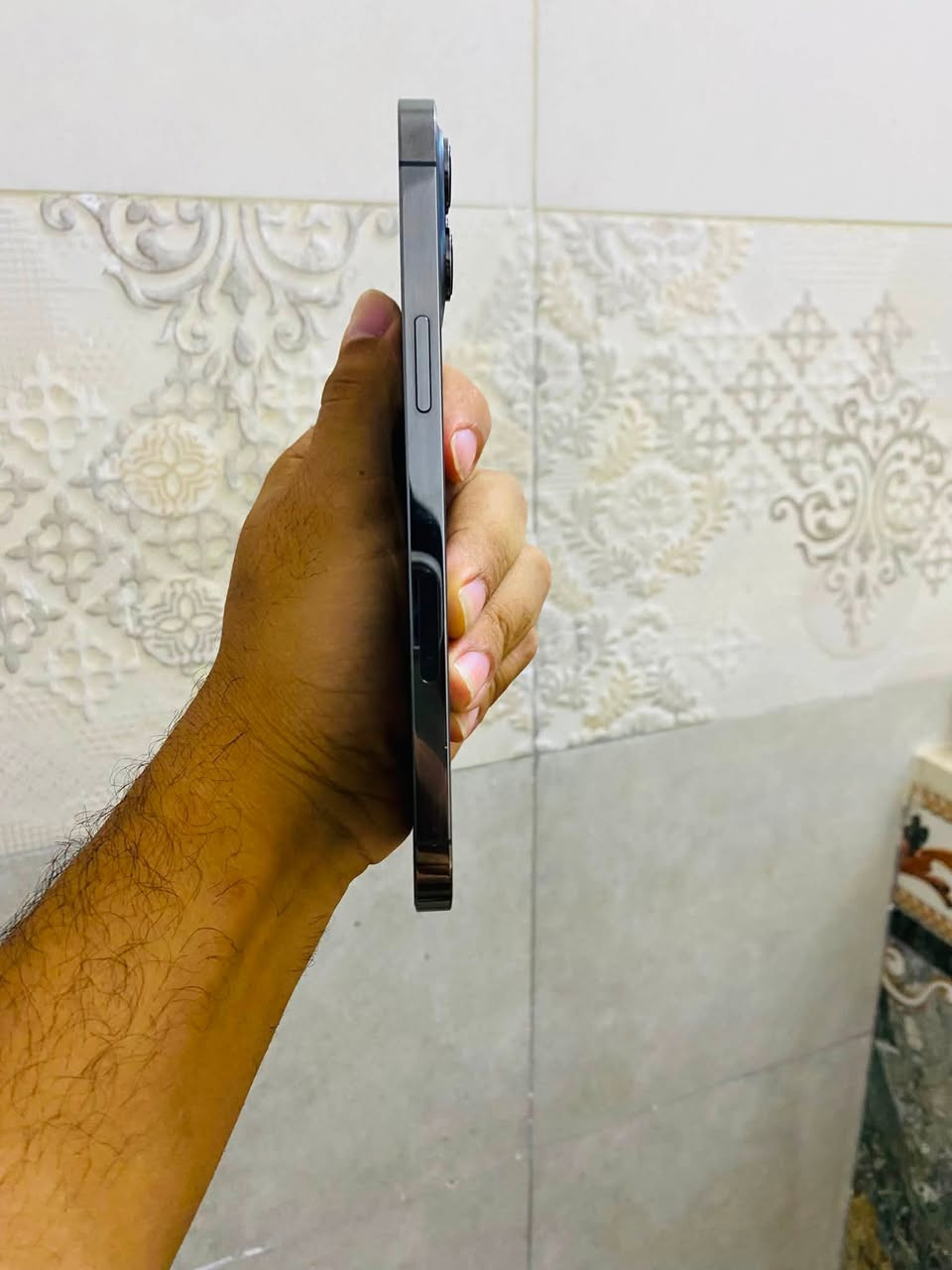 ايفون ١٢ برو ماكس
ذاكرة ٢٥٦ 

بطارية ٨٠ 

جهاز مامفتوح 

نظافة ١٠٠/١٠٠ 

مكاني نجف 

السعر ٤٧٥ 

***********
