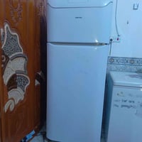 ثلاجة كبيرة • نظيفة • تبريد فقط